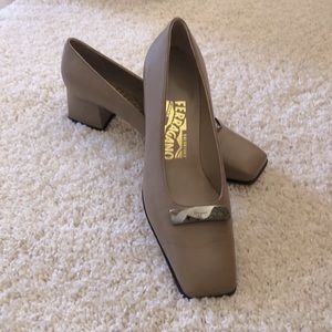 Ferragamo taupe shoe  size 71/2” brand new